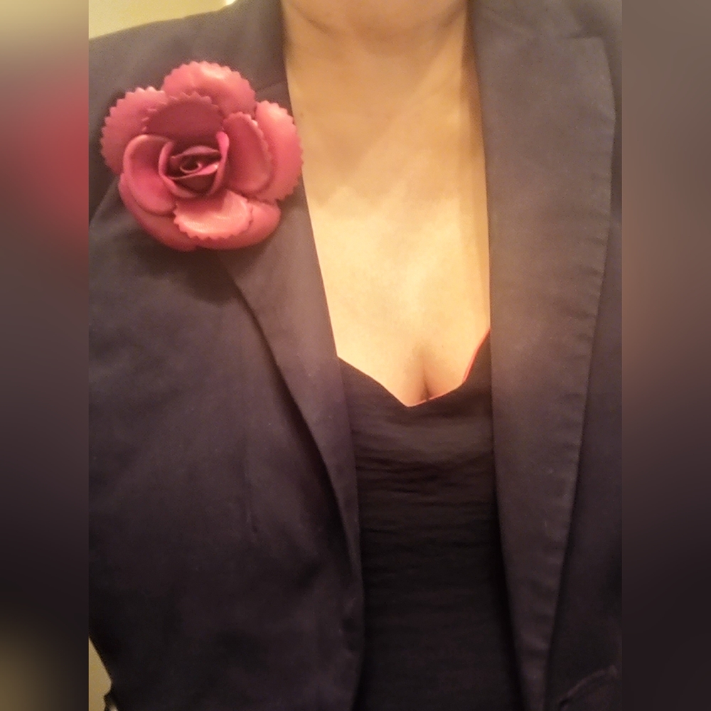 Authentic CHANEL Leather Camellia Corsage Brooch - Picture 9 of 9